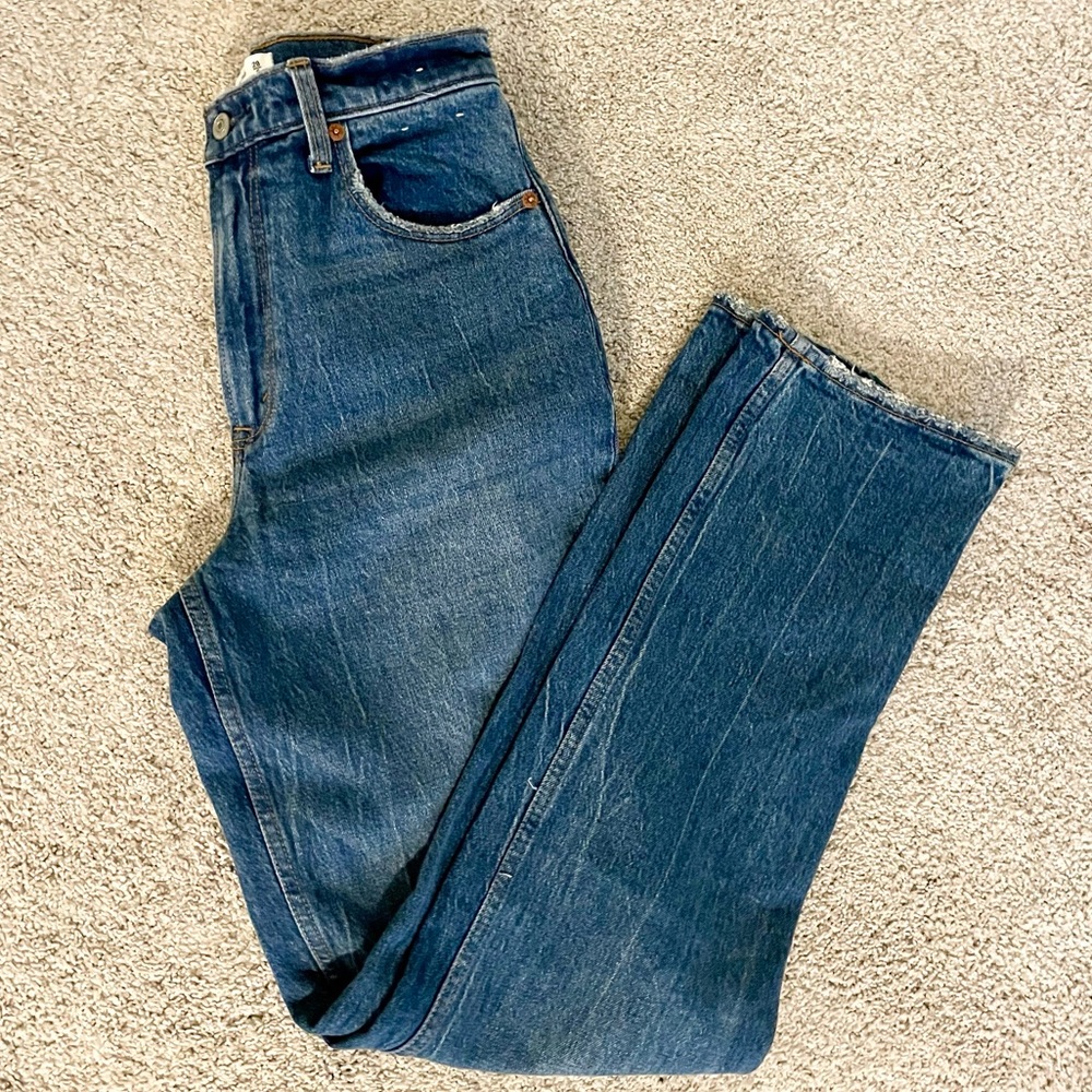 Abercrombie 90s Straight Ultra High Rise Curve Love